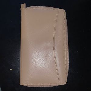 saffiano-personal-compact-zip-organizer